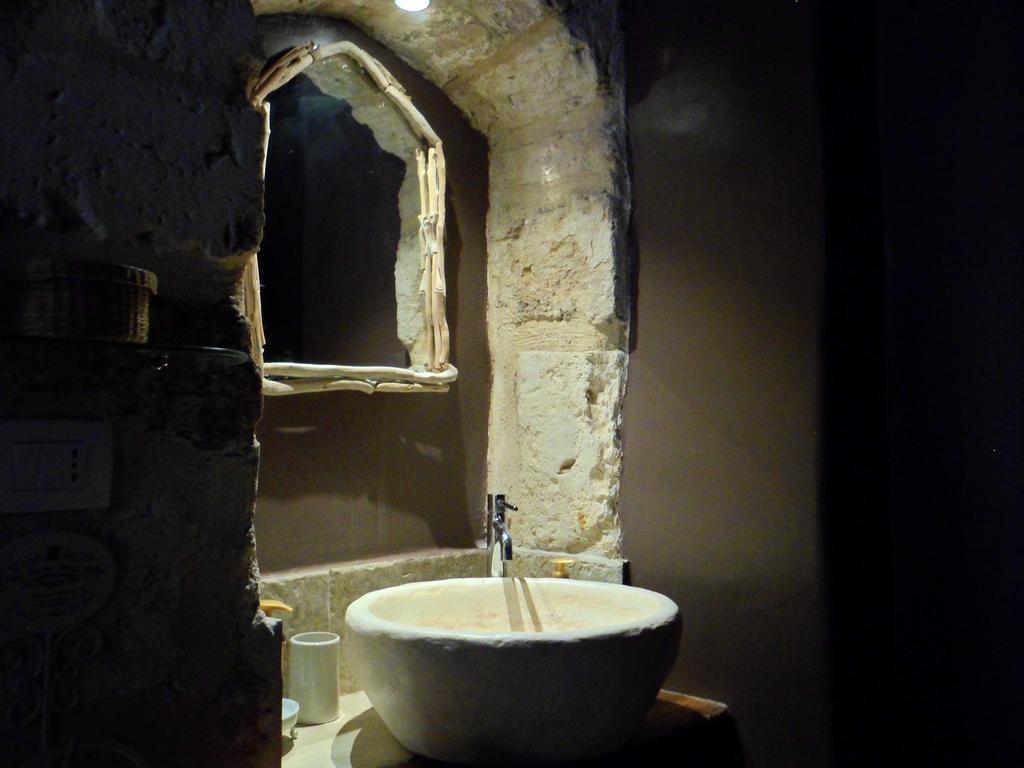Le Nicchie Hotel Bari Room photo